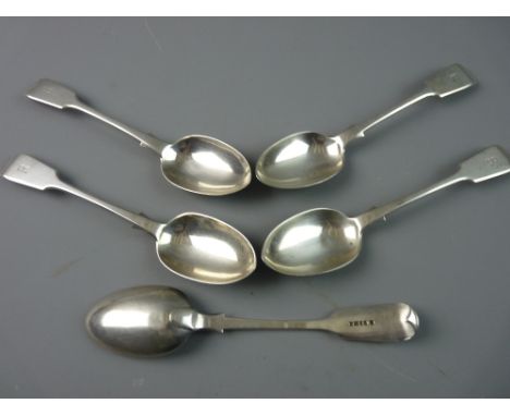 A SET OF FIVE FIDDLE PATTERNED SILVER SERVING SPOONS, all initialled 'R', 6.8 troy ozs, Sheffield 1877