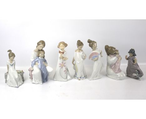 Seven Nao figures. Including 'Together in the Countryside', 'I am Pretty', etc, in the original boxes max H23cm. 