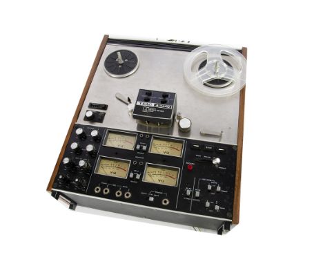 Teac Reel to Reel, Teac reel to reel A-3340 4 channel stereo recorder visually good condition untested