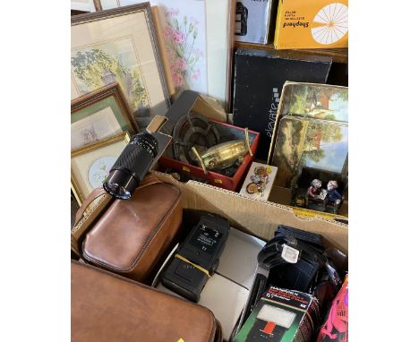 PHOTOGRAPHY EQUIPMENT including Soligor lens, also, vintage garage items and a quantity of miscellaneous items including a qu