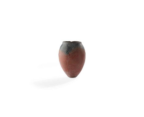  ANCIENT EGYPTIAN PREDYNASTIC BLACK-TOPPED POTTERY JAR NAQADA I-II, C. 3900 – 3300 B.C. fired ceramic, of ovoid form with tap