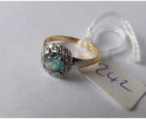 18ct gold blue zircon and diamond ring approx size M  