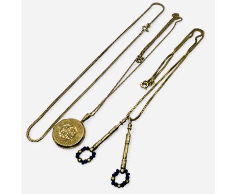 A collection of 9ct gold jewellery. Comprising a 9ct yellow gold chain with two lace bobbin style 9ct gold pendants; a 9ct ye