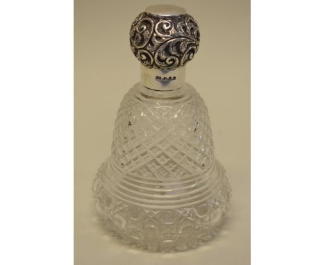 A Victorian&nbsp;silver mounted&nbsp;cut glass scent flask, by&nbsp;C C May &amp; Sons, Birmingham 1899, 15cm. 