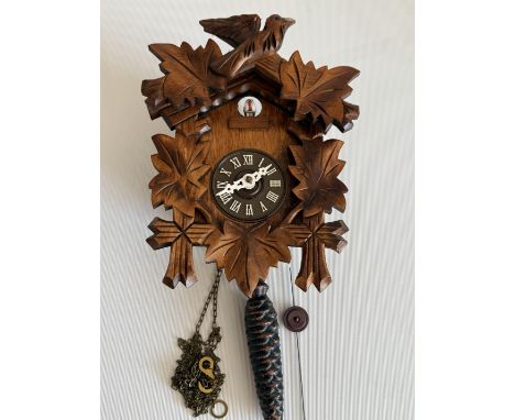 Wall mounted cuckoo clock 