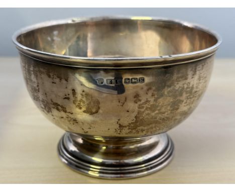 Silver bowl with full old Sheffield hallmarks Diameter 13 cm Weight 272g - unpolished 