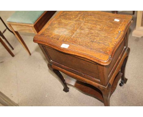 OAK SEWING TABLE 