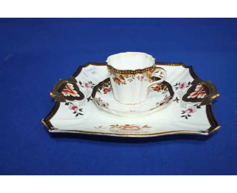 WEDGWOOD FLORAL AND GILT PART TEA SERVICE