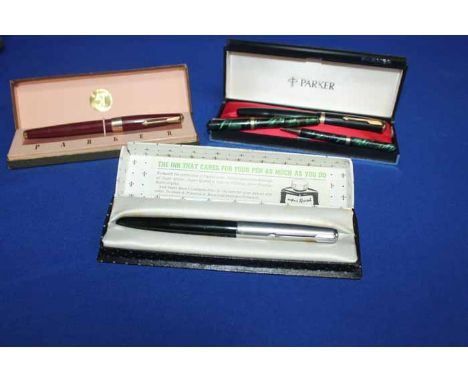 COLLECTION OF VINTAGE PARKER PENS