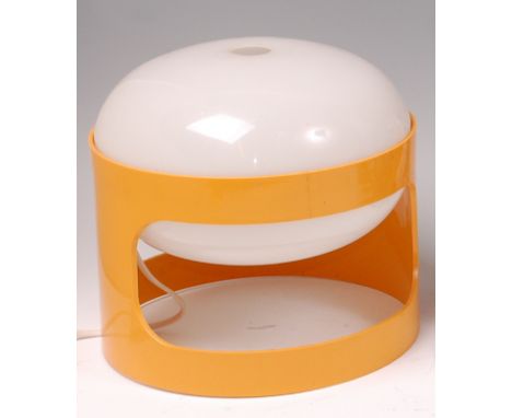 A 1980s Italian polypropylene table lamp, of domed circular form, having removable shade, h.23.5cm, dia.25cm  Condition Repor