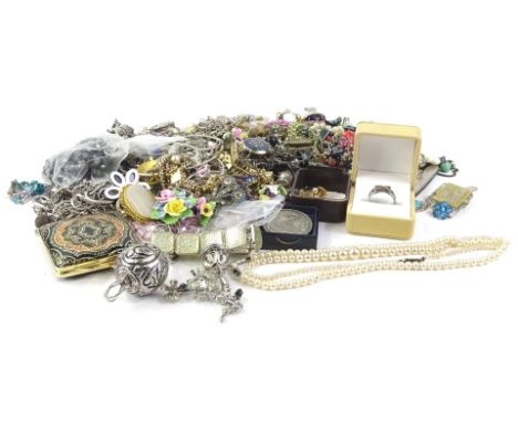 Various vintage costume jewellery, to include a gold plated and enamel nurses watch, cufflinks, collar studs, vintage brooche