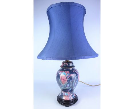Oriental pottery table lamp, decorated with flowers, H26cm excluding fitting (This item is PAT tested - 5 day warranty from d