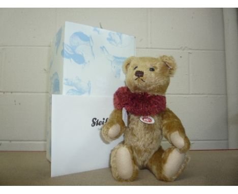 A BOXED STEIFF YES/NO BEAR, 30cm blond bear, Limited Edition 442/1500, (certificate and instructions)