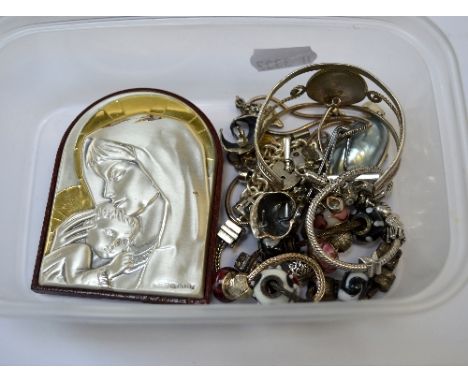 A SMALL BOX OF ITEMS, to include bracelets and an icon panel etc