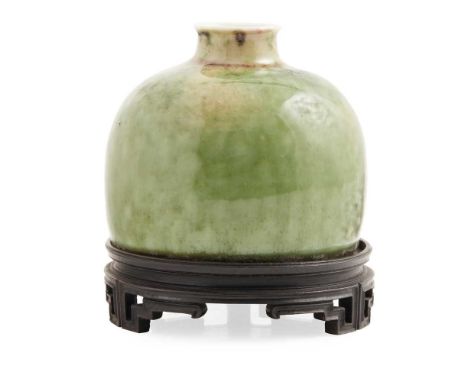 PEACHBLOOM-GLAZED BEEHIVE-FORM WATER POT, TAIBAI ZUN QING DYNASTY, KANGXI MARK BUT 19TH CENTURY   清 康熙款 豇豆綠釉太白尊 with domed bo