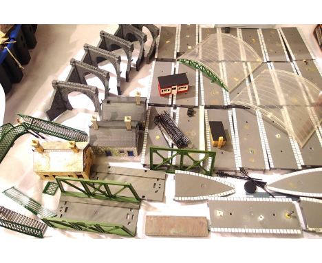 Twenty five OO platform sections, six tunnel mouths, two station canopy glass, buildings, bridge etc, all used, ex layout. P&