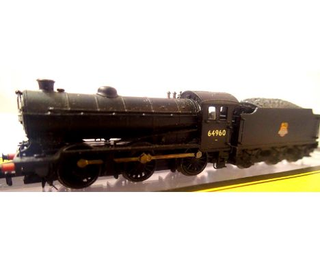 N Gauge Farish 372-401, Class J39, Black, Early Crest, in excellent condition, box with slight wear. P&amp;P Group 1 (£14+VAT