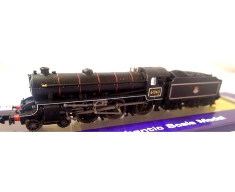 N Gauge Dapol Class B1, BR Black, Early Crest, 61363, in excellent condition, box with slight storage wear. P&amp;P Group 1 (