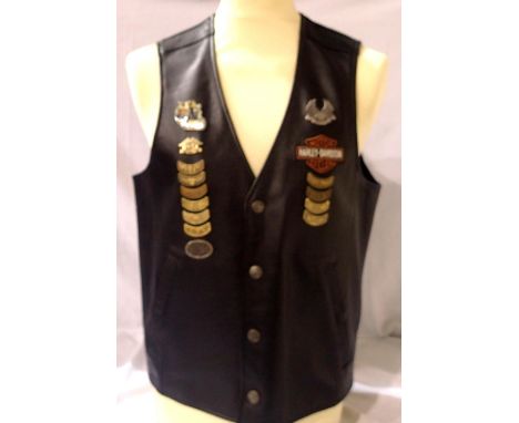 Gents Harley Davidson leather jacket and sleeveless jacket, both in excellent condition, size M, sleeveless jacket is adorned