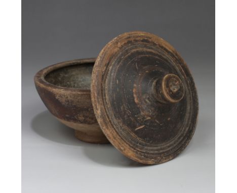 ITEM: Pyxis with lidMATERIAL: PotteryCULTURE: GreekPERIOD: 4th - 2nd Century B.CDIMENSIONS: 70 mm x 82 mmCONDITION: Good cond