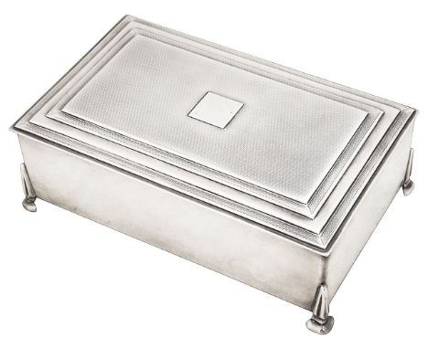A George V silver trinket boxBirmingham, 1933, William Neale &amp; Son Ltdof plain rectangular form with hinged stepped lid w