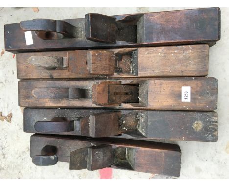 FIVE VINTAGE WOODEN PLANES 