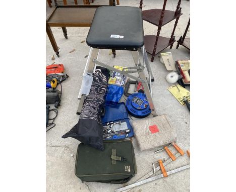 A SET OF ALLOY STEP LADDERS AND VARIOUS TOOLS AND HARDWARE - G CLAMP, PART SOCKET SET, EXTENSION CABLE ETC 