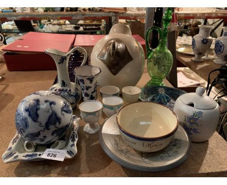 AN ASSORTMENT OF CERAMIC WARE TO INCLUDE A ROYAL BLUE CHEESE DISH AND A BRASS HEADED CHICKEN ETC 
