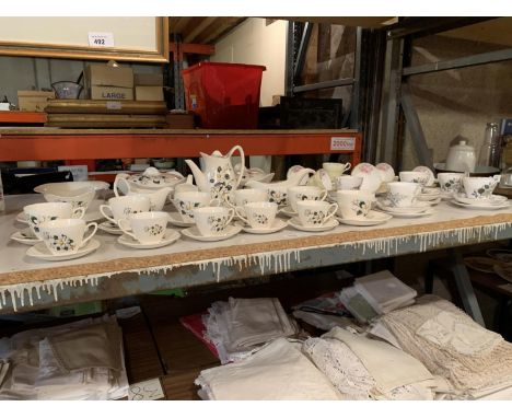 A LARGE ASSORTMENT OF CHINA AND MIDWINTER CERAMIC WARE TO INCLUDE TEA SERVICE AND TWO LARGE TUREENS ETC 
