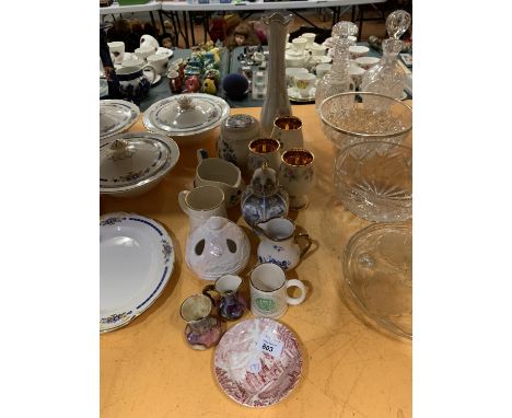 AN ASSORTMENTY OF PAINTED CERAMIC WARE TO INCLUDE JUGS AND TWO GINGER JARS 