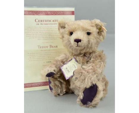 A BOXED LIMITED EDITION STEIFF 'BRITISH COLLECTORS 1999 TEDDY BEAR', No 02658/3000, No 660047, lilac mohair, growler, jointed