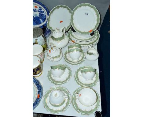 A ROYAL DOULTON 'FONTAINBLEAU' SIX PLACE TEA SET, to include teapot, sugar bowl, milk jug and various sized plates etc (over 