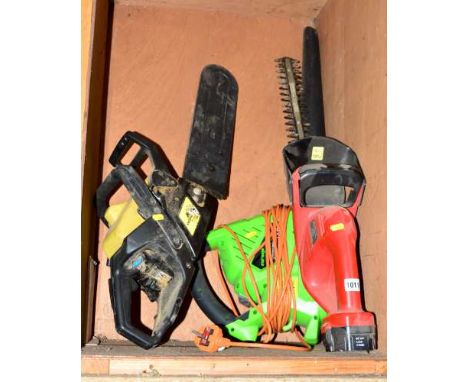 A McCULLOCH PETROL CHAINSAW, a Challenge electric leaf blower and a Champion 18v hedge trimmer (no charger) (3)