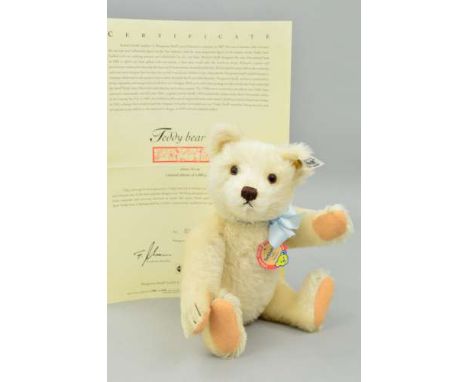 A BOXED LIMITED EDITION STEIFF 'TEDDY BEAR 1953', No 02282/5000, No 408489, white mohair, fully jointed, height 25cm, with ce