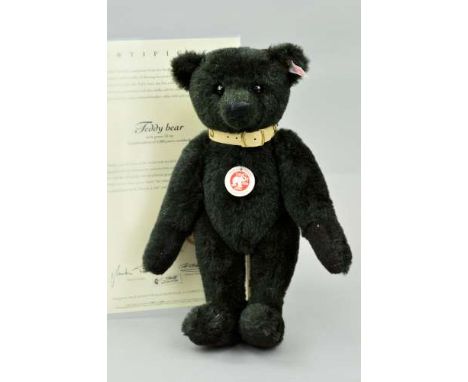 A BOXED LIMITED EDITION STEIFF TEDDY BEAR, No 698/2008, No 038365, dark green with a cream coloured leather collar and gold p