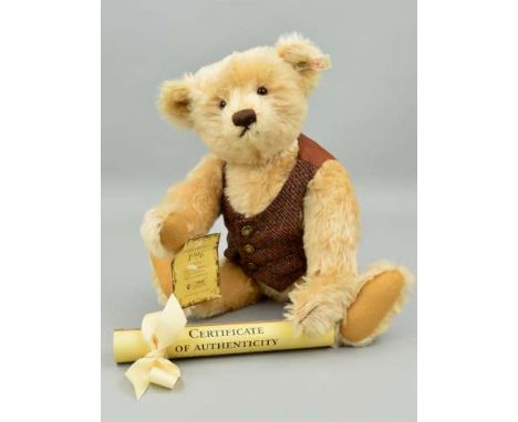 A BOXED LIMITED EDITION STEIFF 'BRITISH COLLECTOR'S 1996 TEDDY BEAR', No 02533/3000, No 654411, long piled blond mohair, wear