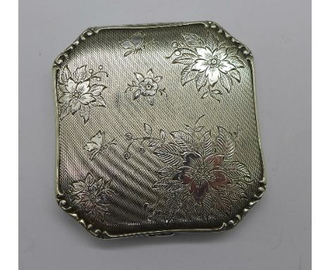 An Alpacca white metal compact