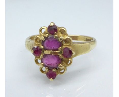 A 9ct gold and ruby ring, 3.2g, N, shank a/f