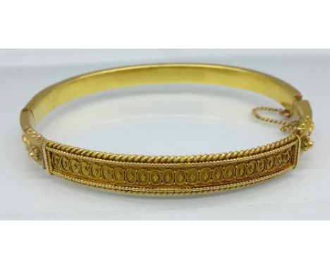 A Victorian 15ct gold bangle, 12.6g