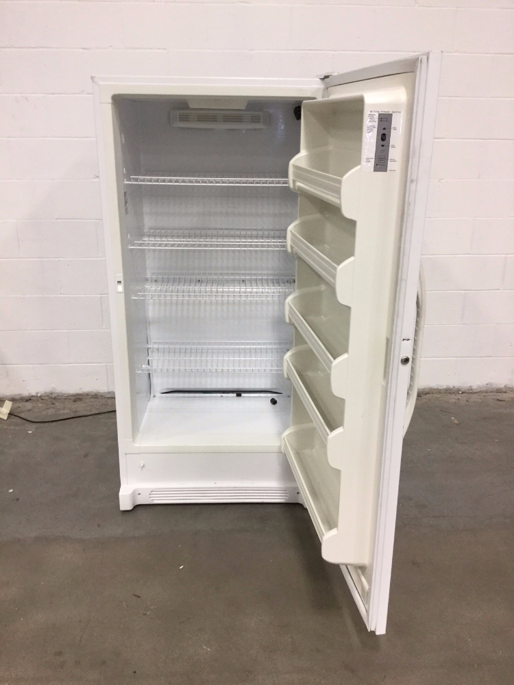 Kenmore Household Freezer, SN WB83357088 Electrical 115V, 60Hz, 5