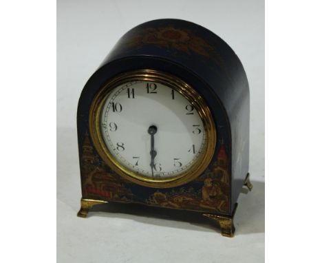 A Chinoiserie lacquered mantel clock, French movement 