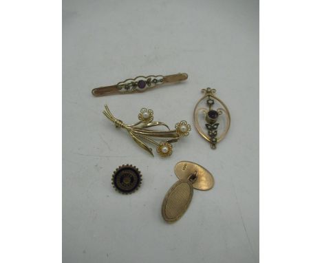 Hallmarked 9ct gold bar brooch with pearl floral detail stamped 375, a hallmarked 9ct gold cufflink stamped 375 and two other