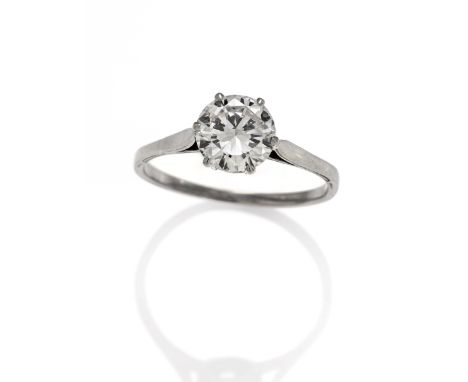 SOLITAIRE-RING. Material: 585/- Weißgold, Punze. Gesamtgewicht: ca. 2,0 g. EU-RM: 56. Diamanten: 1 Brillant 1,46 ct., I/VVS2.
