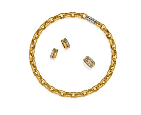 DIAMANT-SET: COLLIER, RING UND CREOLEN. Herkunft: Deutschland. Datierung: Um 1990. Material: 750/- Gelb-, Weißgold, Punze, ge