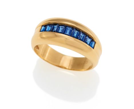 SAPHIR-RING. Herkunft: Italien. Datierung: Um 2000. Material: 750/- Gelbgold, Punze. Gesamtgewicht: ca. 8,5 g. EU-RM: 64. Ede