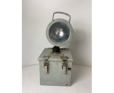 Davis Engineering Vintage Portable Flashlight 10 Volt 20 Amp 
