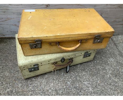 2x Vintage Cases 