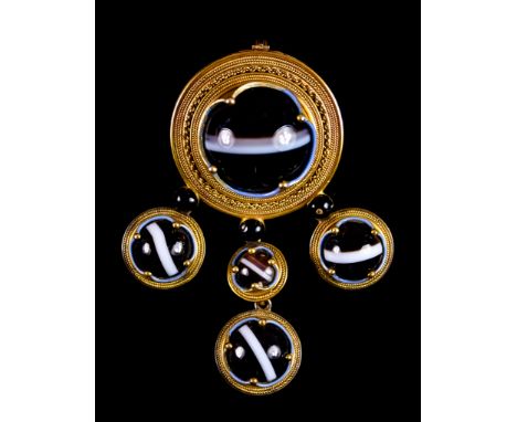 A Victorian Brooch/ Pendant at will, set with cabochon banded agate stone, 52mm x 36mm, gross weight 15.6g, in fitted case ma