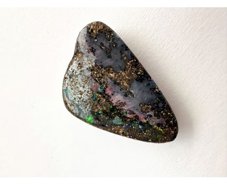 Artikelbeschreibung: 
Kommentar: Boulder Opal 10,13 ct. Laenge: 21 mm Breite: 14 mm Hoehe: 5 mm 
