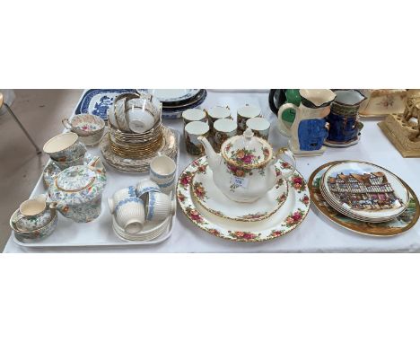 A Royal Albert "Old Country Roses" teapot and 2 large plates; an 18 piece gilt and floral part tea set; a set of 6 Wedgwood Q